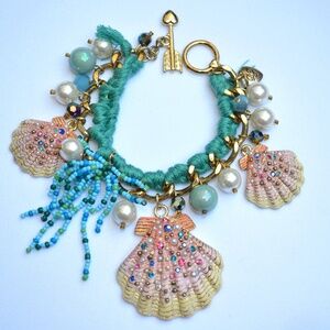 Betsey Johnson Seashell Crystal Bead Blue Shell Shocked Bracelet